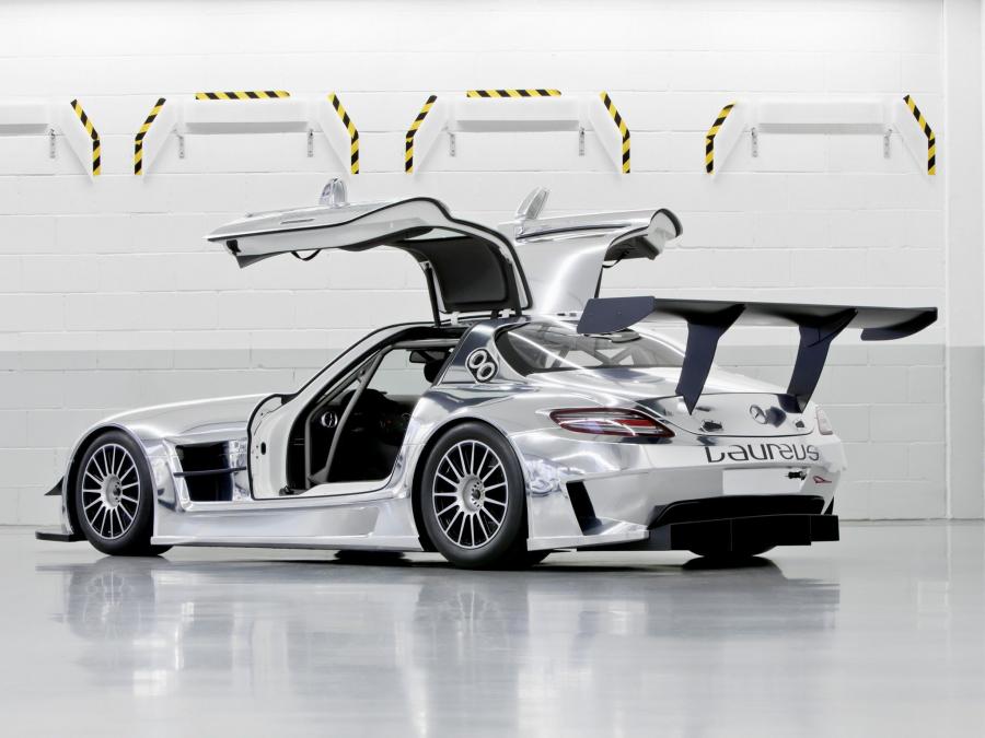  Mercedes-Benz SLS AMG GT3 2010 года  (фото 31 из 47)